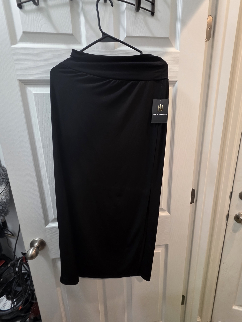 I.N. Studio Black Midi Skirt